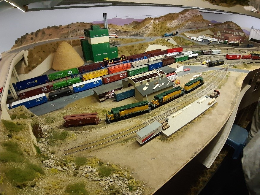 n scale model train layouts